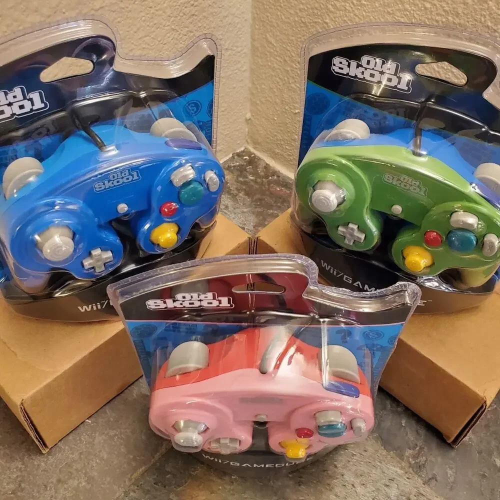 3 Gamecube Controllers - 3 Colors Bundle (NEW) - Pink Blue Green - Nintendo
